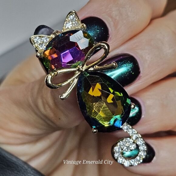 Goldtone Mr. Cat Bow Cyrstal Brooch Rhinestone Tail & Ears Iridescent Kitty Pin - Picture 4 of 13